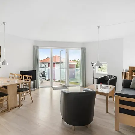 Sopark Lejl, 40 Apartment